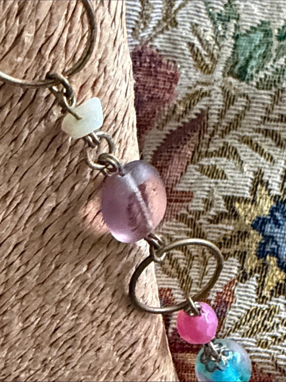 Long lovely light weight necklace many pretty beads and gemstones